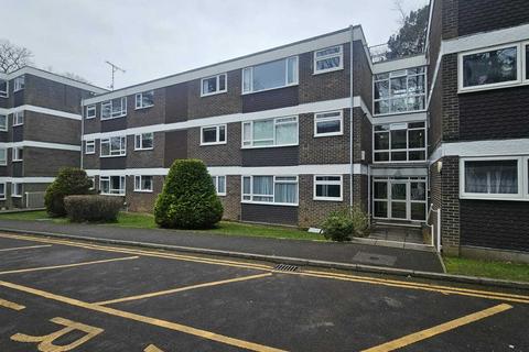 1 bedroom apartment to rent, 1 Bedroom in Leighton Lodge