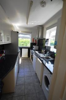 4 bedroom semi-detached house to rent, Yew Tree Road, Manchester M14