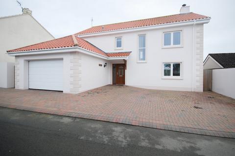 4 bedroom detached house to rent, La Grande Route Des Sablons, Grouville, Jersey, JE3