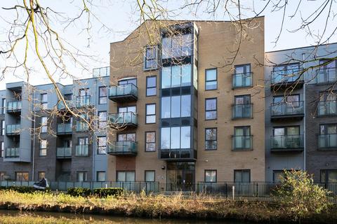 2 bedroom apartment to rent, The Embankment, Nash Mills Wharf, Hemel Hempstead, Hertfordshire, HP3