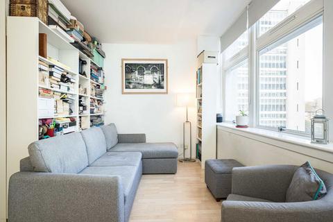 Studio for sale, Newington Causeway, London SE1