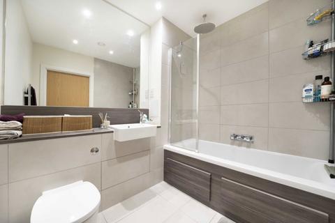 1 bedroom flat for sale, The Grange, London SE1