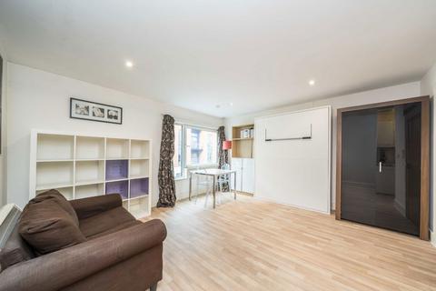 Studio for sale, Long Lane, London SE1