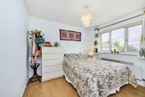 1 bedroom flat for sale, Ann Moss Way, London SE16