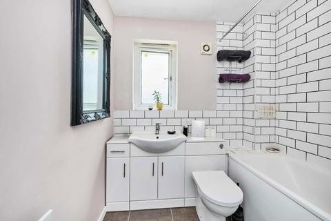 1 bedroom flat for sale, Ann Moss Way, London SE16