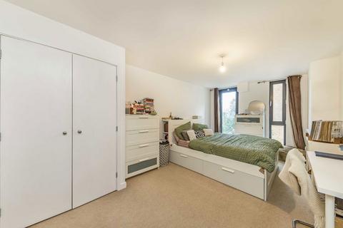 2 bedroom flat for sale, Webber Street, London SE1