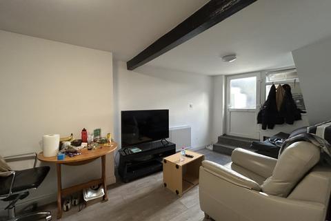 1 bedroom flat to rent, Mount Ephraim, Tunbridge Wells, Kent, TN4 8AE