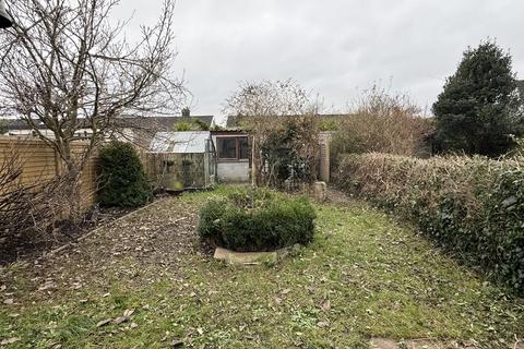 3 bedroom end of terrace house to rent, College View, Llandovery, Carmarthenshire.