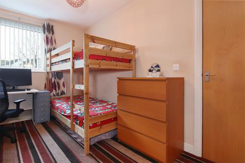 1/2 Ferry Gait Crescent, Edinburgh, EH4 4GS