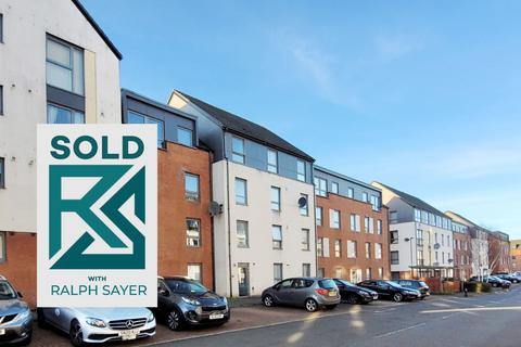 1/2 Ferry Gait Crescent, Edinburgh, EH4 4GS