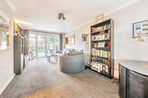 2 bedroom semi-detached house for sale, Brackenwood Drive, Leeds