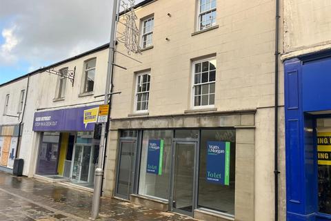 Retail property (high street) to rent, Prime Retail Shop and Premises, 27 Caroline Street, Bridgend, CF31 1DW