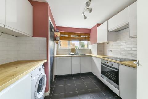 2 bedroom flat to rent, Church Road, Leyton, London, E10