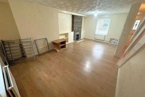 2 bedroom end of terrace house for sale, Old Castle Road, Llanelli