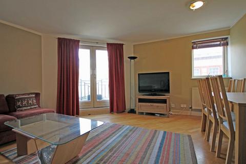 2 bedroom flat to rent, Artesian Road, London W2