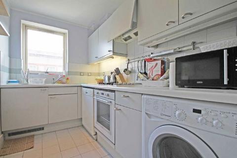 2 bedroom flat to rent, Artesian Road, London W2