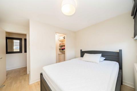 2 bedroom flat to rent, Artesian Road, London W2