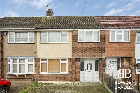 3 bedroom terraced house for sale, Cornwall Close, Hornchurch