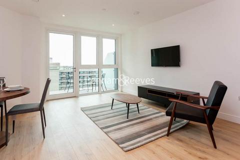 2 bedroom apartment to rent, Sovereign Court,  Hammersmith W6