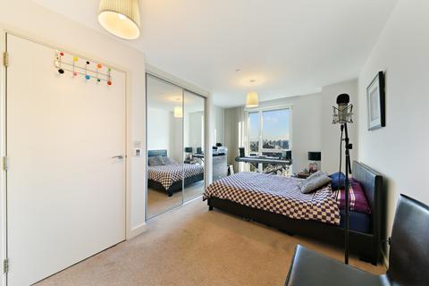 2 bedroom flat to rent, Jefferson Plaza, Bow, London, E3