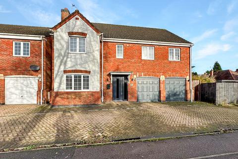 7 bedroom detached house for sale, Holmfield Avenue West, Leicester Forest East