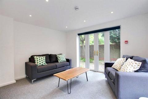 Property to rent, Shetland Court, Worthing, West Sussex, BN13