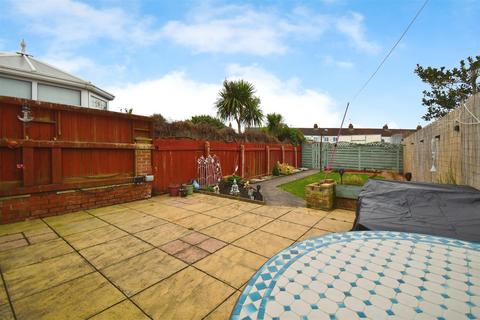 3 bedroom terraced house for sale, Hessle Road, Hull