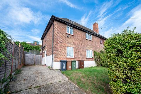 3 bedroom house to rent, Linkway, Guildford, GU2