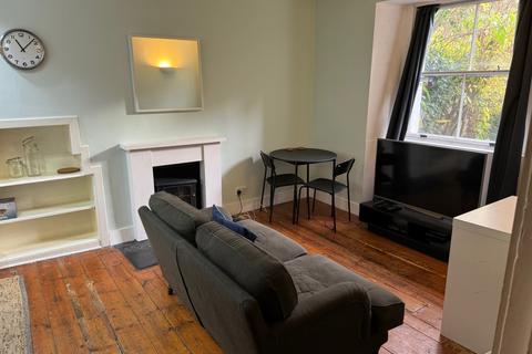 2 bedroom flat to rent, Leslie Place, Edinburgh, EH4 1NF