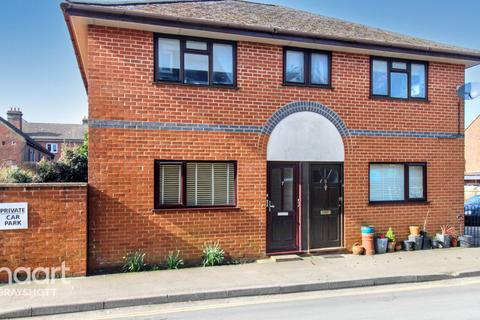 2 bedroom apartment for sale, Avenue Road, HINDHEAD