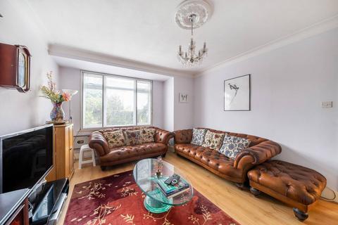 3 bedroom semi-detached house for sale, Barnet Way, Mill Hill, London, NW7