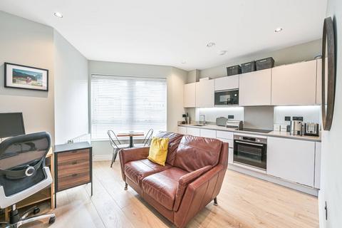 1 bedroom flat for sale, Gruneisen Road, Finchley Central, N3