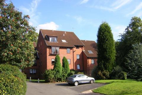 1 bedroom flat to rent, Moncrieffe Close, Dudley