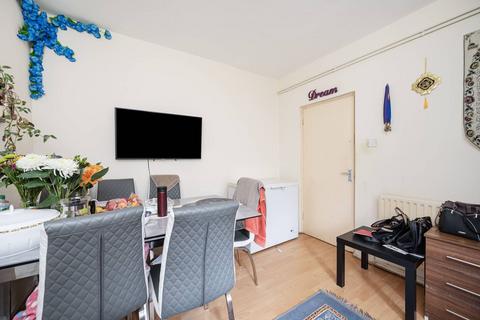 Flat 20, Fremantle House Somerford Street, London, E1 5DU
