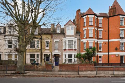 2 bedroom apartment for sale, Chichele Road, Willesden Green, NW2