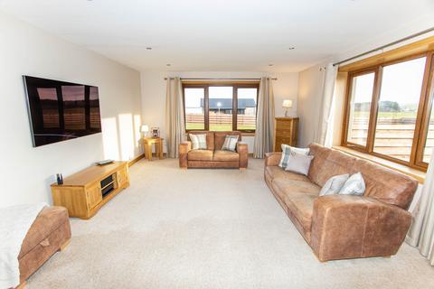 4 bedroom detached house for sale, Dunnet, Thurso, Highland. KW14 8YD