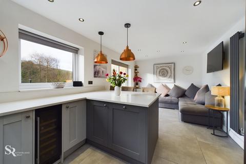 32 Ash Grove, Chinley, High Peak, SK23 6BQ