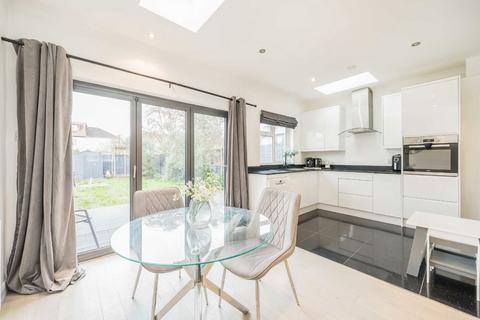 3 bedroom house for sale, Sherwood Avenue, London SW16