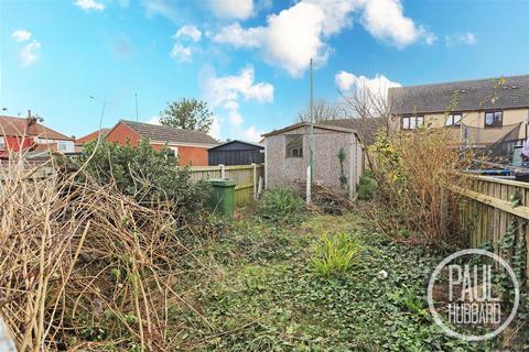 7 Ashley Downs, Lowestoft, NR32 4EX