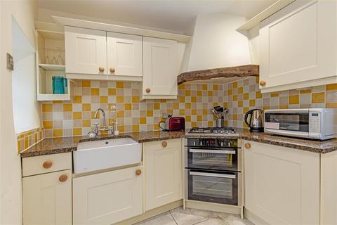 3 bedroom terraced house for sale, Terrace Road, Tideswell, Buxton