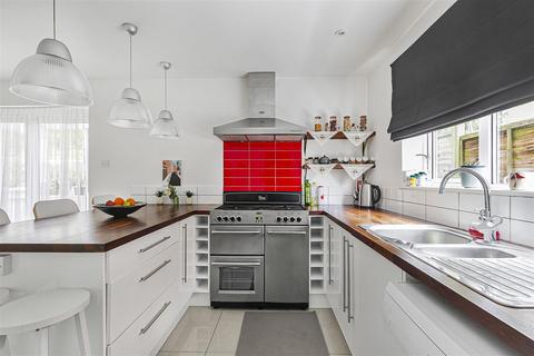 269 Hemdean Road, Caversham, Reading, RG4 7QW