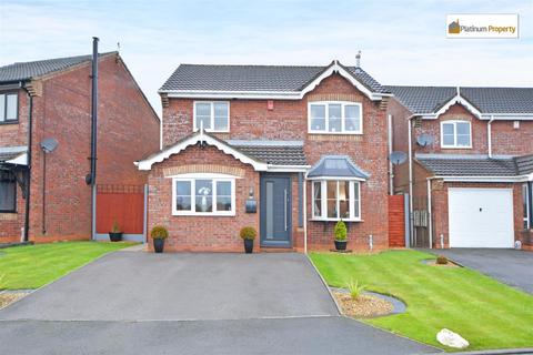 4 bedroom detached house for sale, Rimini Close, Stoke-On-Trent ST3