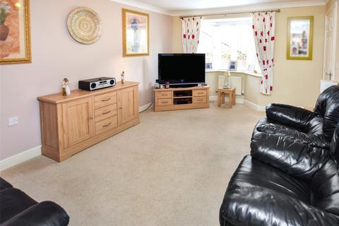 3 bedroom semi-detached house for sale, Goddards Close, Hampshire GU14