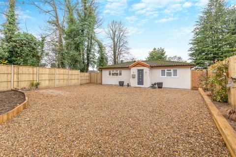 2 bedroom detached bungalow for sale, Windsor Close, Maidstone