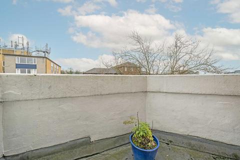 2 bedroom flat for sale, St. Mark's Hill, Surbiton KT6