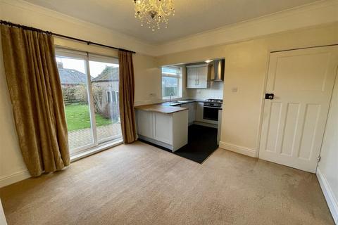 3 bedroom semi-detached house for sale, Neasham Road, Darlington