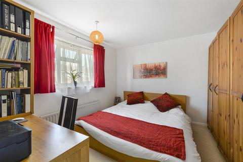 26 Bryant Close, Nettlestead, Maidstone, ME18 5EX