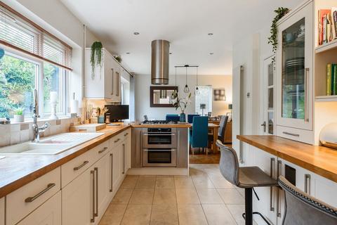 undefined, Grovelands Close, Cheltenham GL53