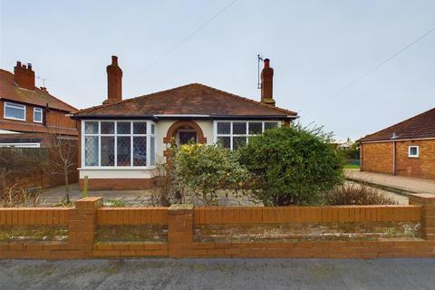 2 bedroom detached bungalow for sale, Eighth Avenue, Bridlington