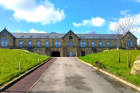 2 bedroom apartment to rent, Upper Carr Lane, Calverley LS28